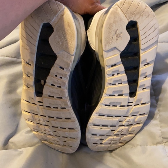 Adidas Shoes - Picture 5 of 5